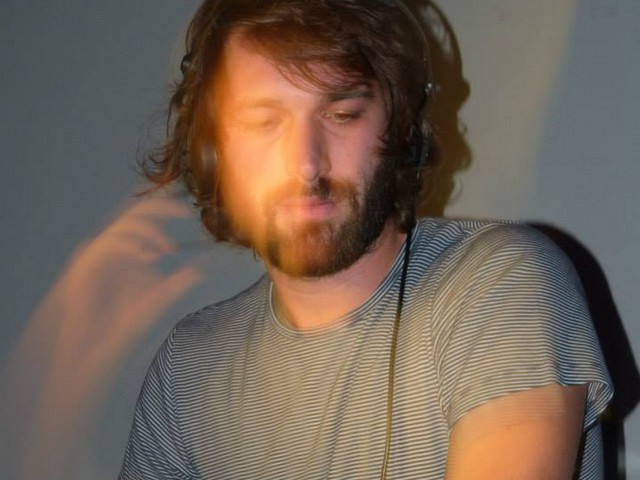 Καλή χρονιά με την playlist του Γιάννη Χουλιάρα