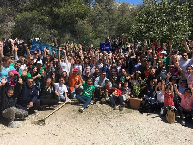 Πλήθος κόσμου στη δράση Let’s Do It Greece του Δήμου Ελληνικού – Αργυρούπολης