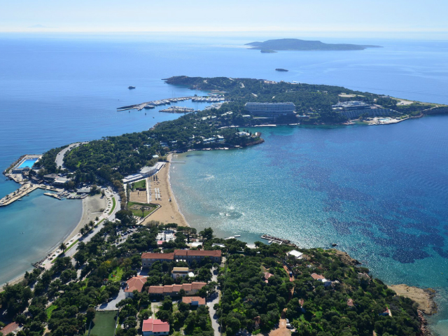 Ποιοι δρόμοι θα είναι κλειστοί στη Βουλιαγμένη την Κυριακή το πρωί;