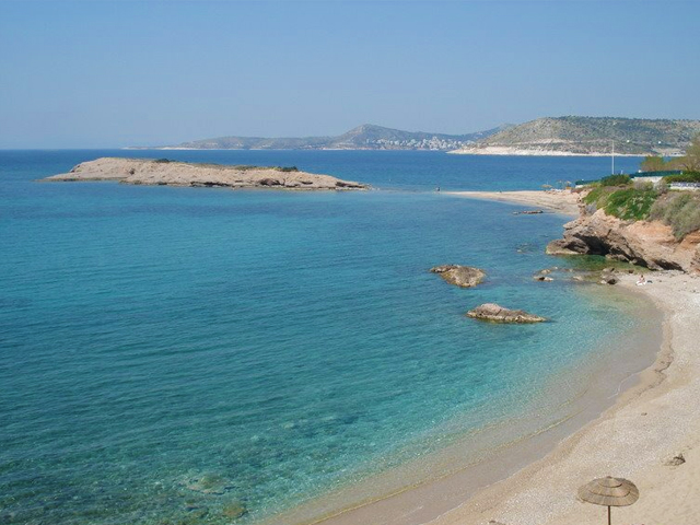 Νέες μετρήσεις για την ποιότητα του νερού των ακτών σε Βάρη, Βούλα, Βουλιαγμένη