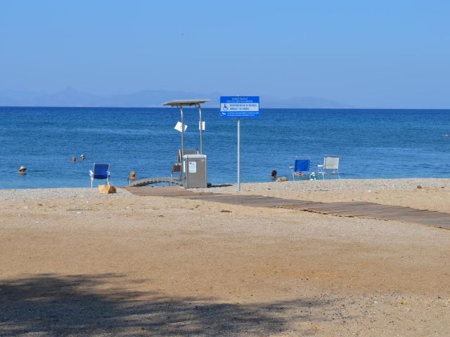 Πρόσβαση για ΑμεΑ στην παραλία Βούλας