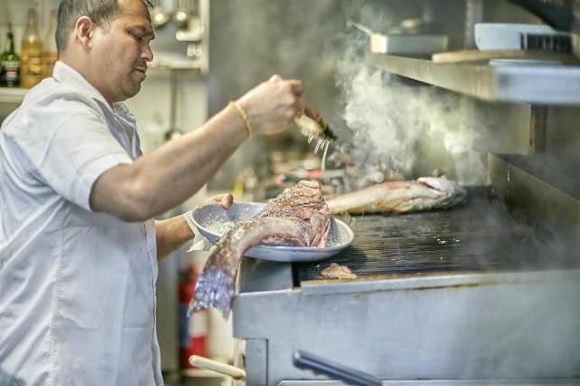 Το ψάρι φρικασέ στο Jimmy’s Fish