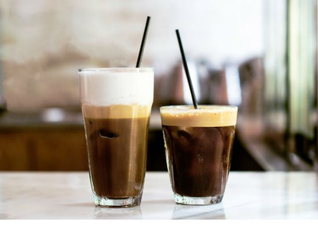 Ψήφισε την αγαπημένη σου καφετέρια στη Γλυφάδα