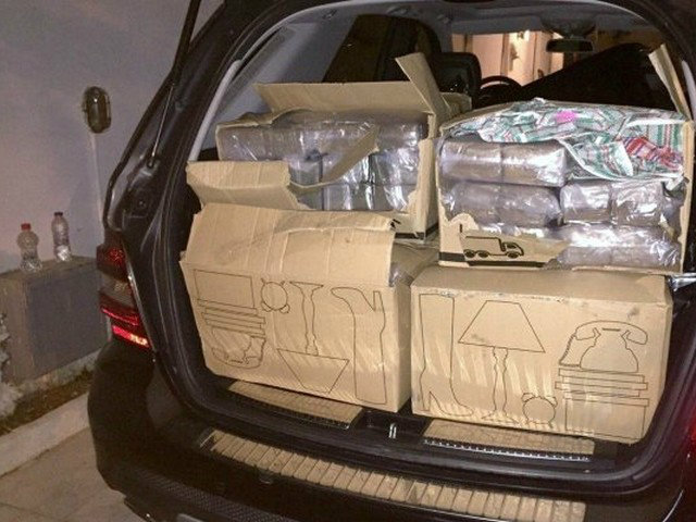 Στη Βούλα τα 320 κιλά ναρκωτικών!