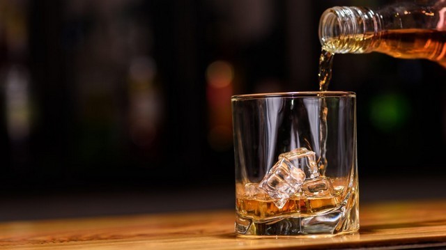 Τα 10 bourbon που επιβάλλεται να δοκιμάσεις