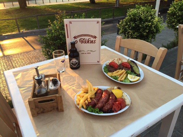 Τα 5 πιάτα του “Τάκη” που πρέπει να δοκιμάσεις