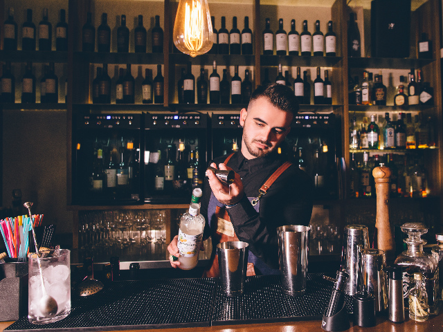 Τα cocktail από κρασί του Vinarte προκαλούν εθισμό
