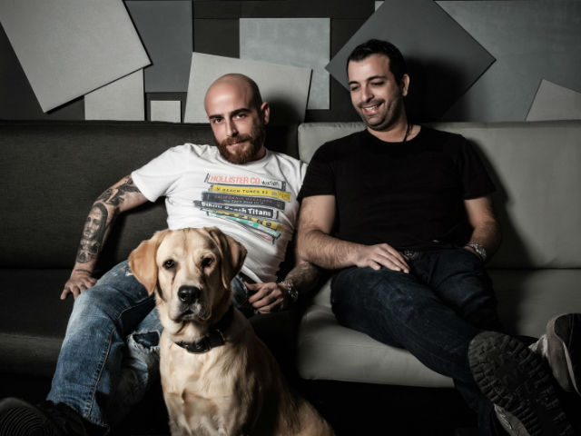 Το ‘τηλεπαθητικό’ δίδυμο πίσω από την νέα εποχή του Apla Ελληνικά