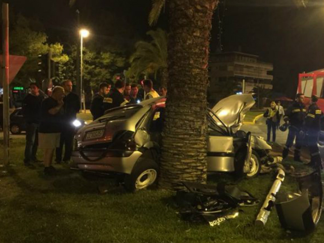 Τροχαίο με τραυματίες στη Βουλιαγμένη