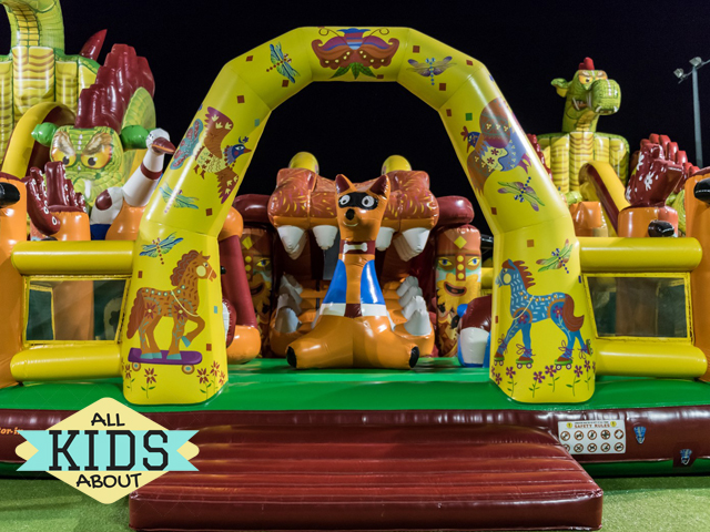 Varkiza Resort: Ο παιδότοπος με τα μεγαλύτερα φουσκωτά των νοτίων προαστίων