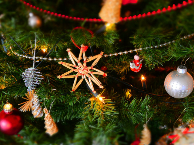 Χριστουγεννιάτικες εκδηλώσεις του Δήμου Βάρης Βούλας Βουλιαγμένης