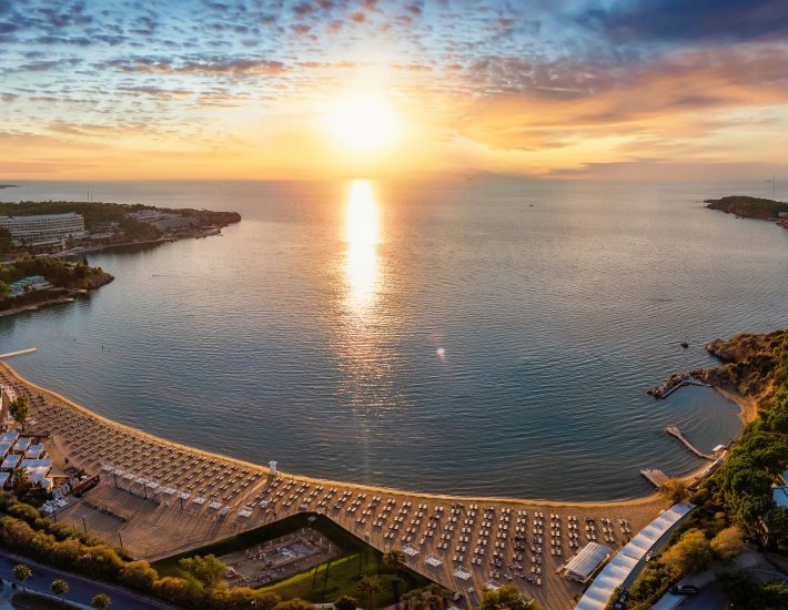 Lucia’s Athens: Η νέα εστιατορική άφιξη από το Ντουμπάι στον Αστέρα Βουλιαγμένης