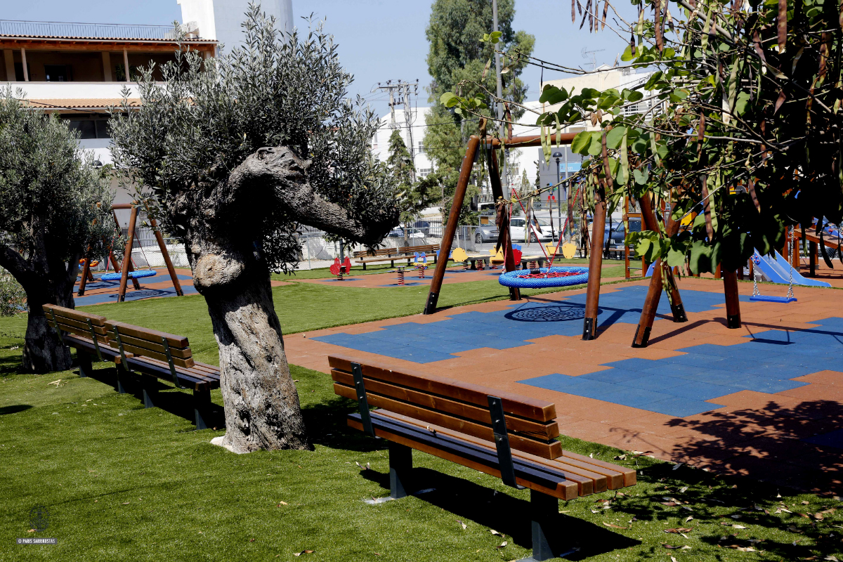 Γλυφάδα: νέα παιδική χαρά διεθνών προδιαγραφών