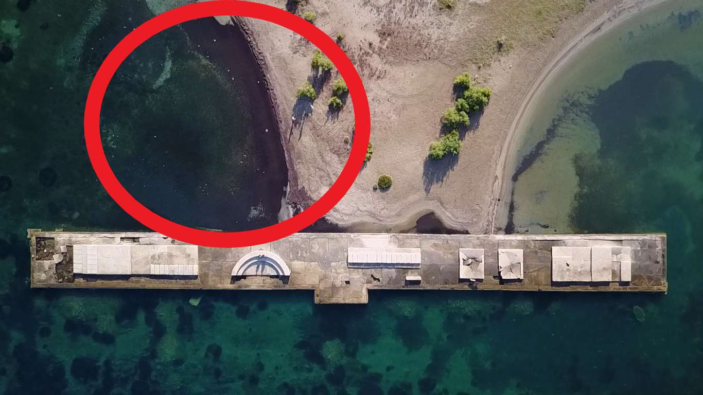 Β’ Πλαζ Βούλας, o εγκαταλελειμμένος παράδεισος των 80s έχει καταντήσει μολυσμένος σκουπιδότοπος