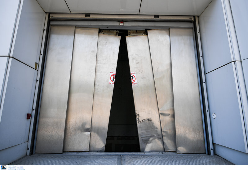 Ν. Σμύρνη: Άνδρας έπεσε με το αυτοκίνητο του σε φρεάτιο ασανσέρ αυτοκινήτων – Βρέθηκε νεκρός