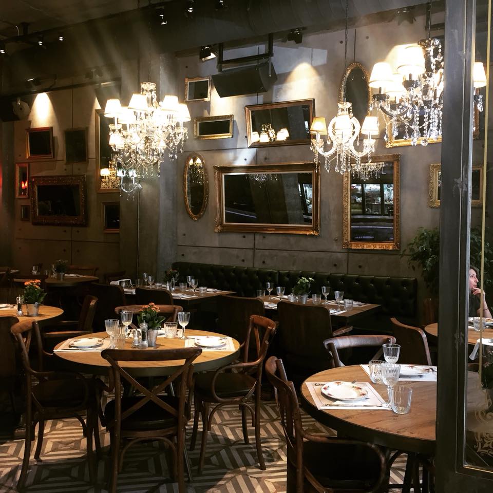 Μια “Italida” στον Πειραιά