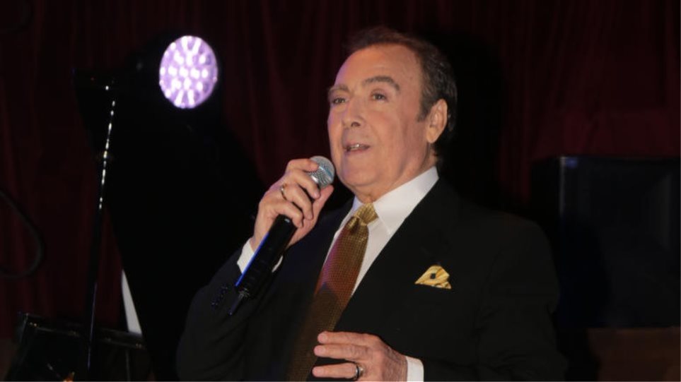 Τι να ακούσεις πριν πας στη δωρεάν συναυλία του Τόλη Βοσκόπουλου στη Γλυφάδα