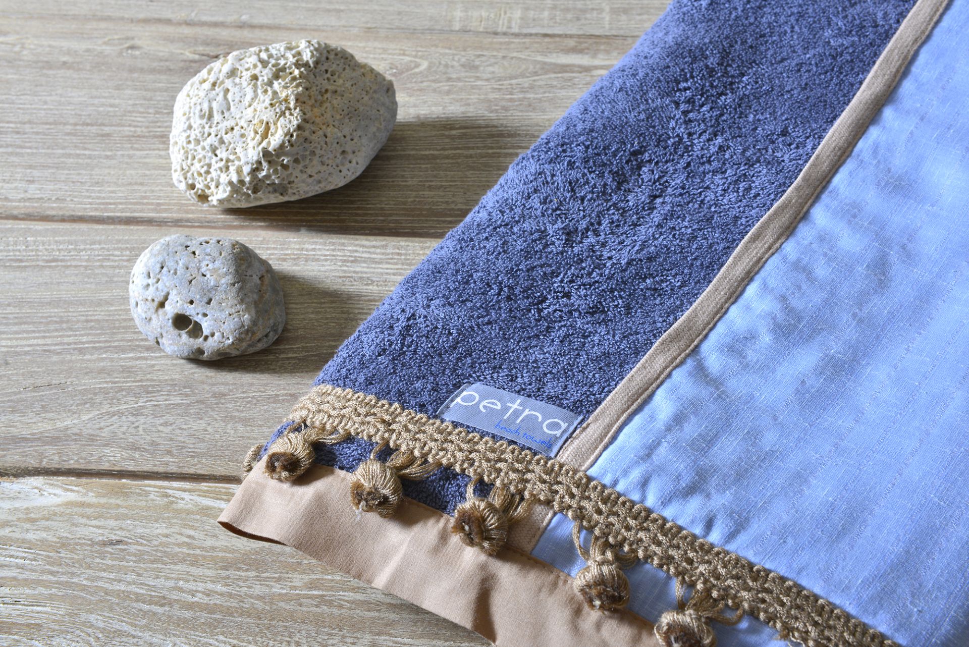 Petra Beach Towels, οι χειροποίητες πετσέτες θαλάσσης που κάνουν θραύση αυτό το καλοκαίρι