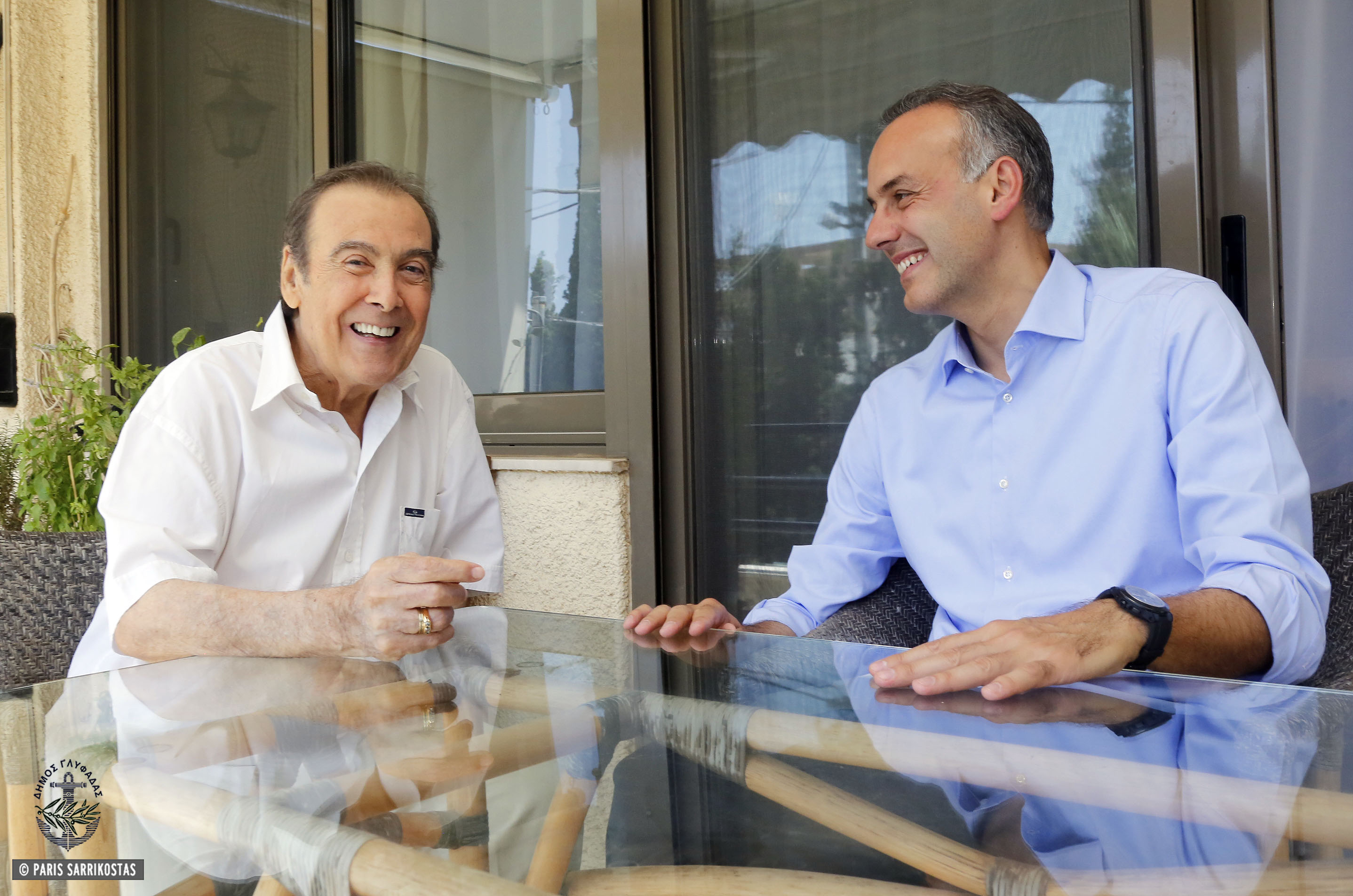 Συναυλία με τον Τόλη Βοσκόπουλο στη Γλυφάδα