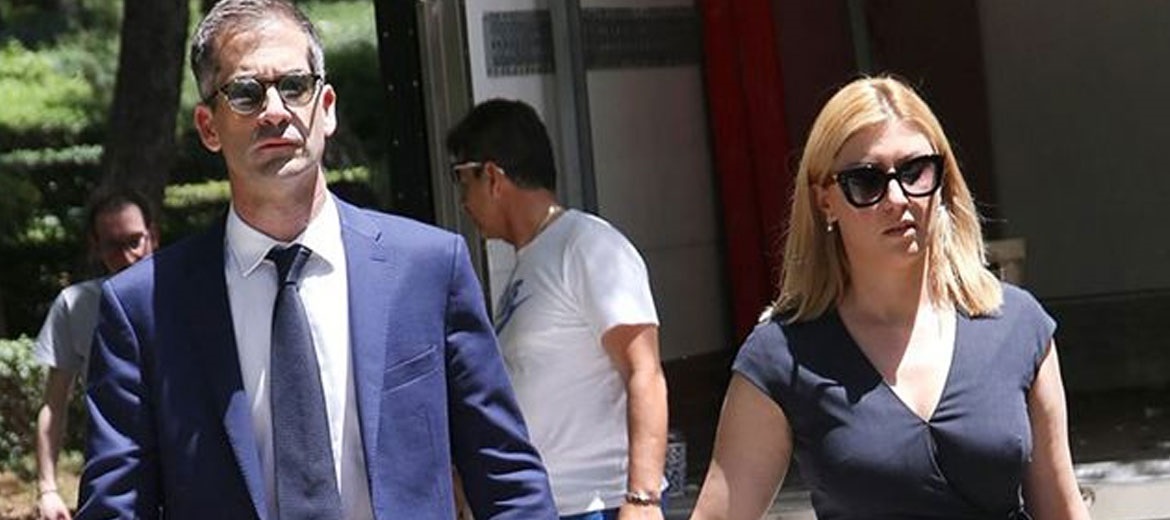 Η βάφτιση του γιου Κοσιώνη-Μπακογιάννη και η δεξίωση στη Γλυφάδα