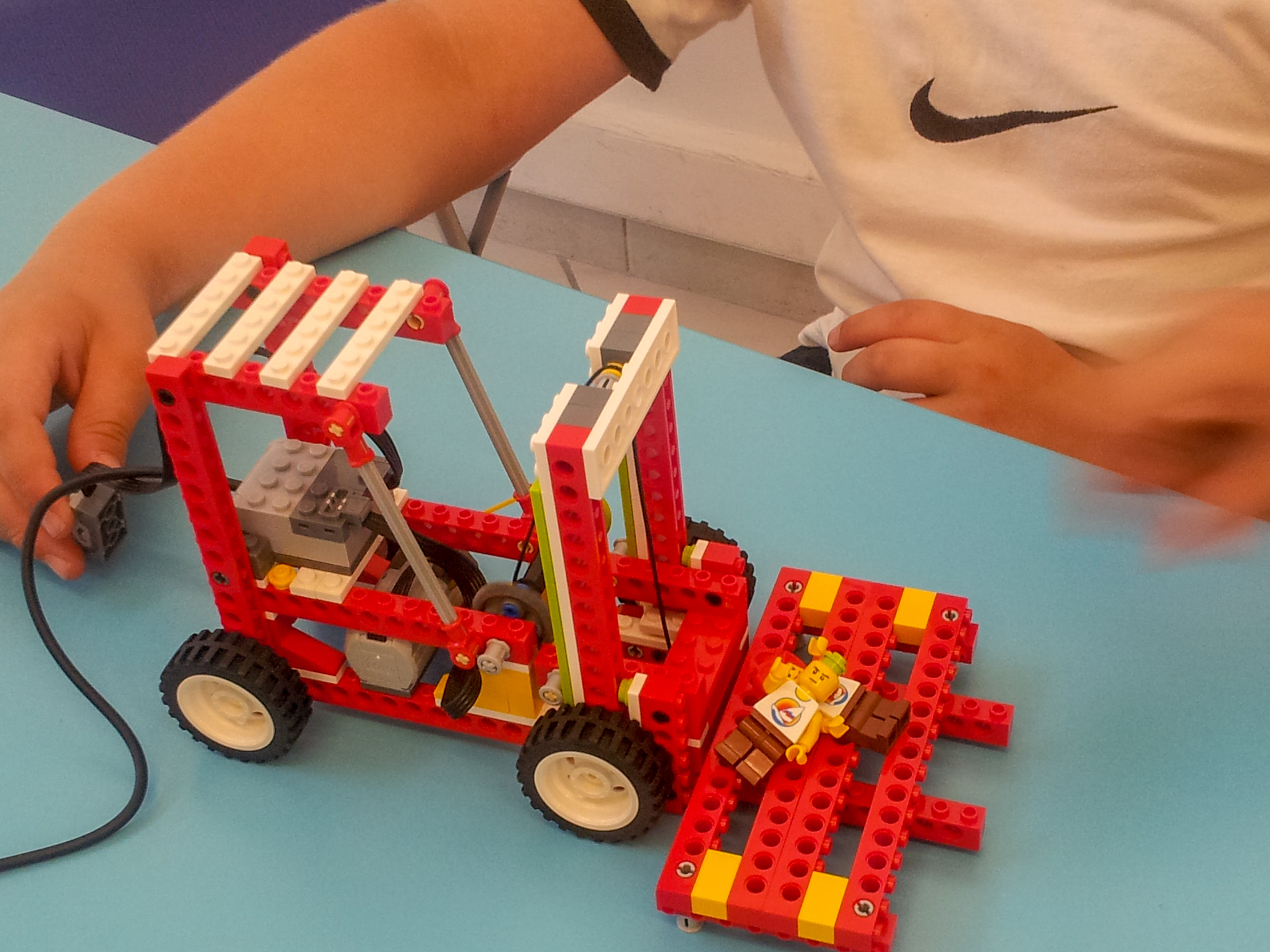 Robotics Open Days από το Shopping House και τη City Lab