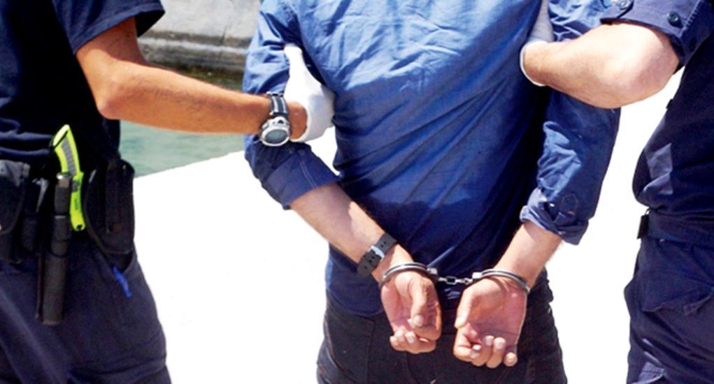Σύλληψη διαρρηκτών μετά από καταδίωξη στη Νέα Σμύρνη