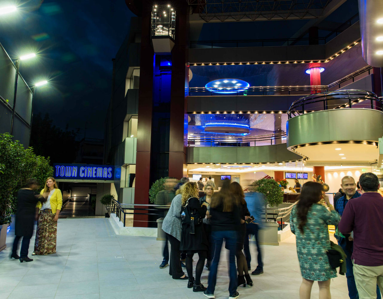 Μπήκαμε πρώτοι στα υπερσύγχρονα  Town Cinemas στη Γλυφάδα