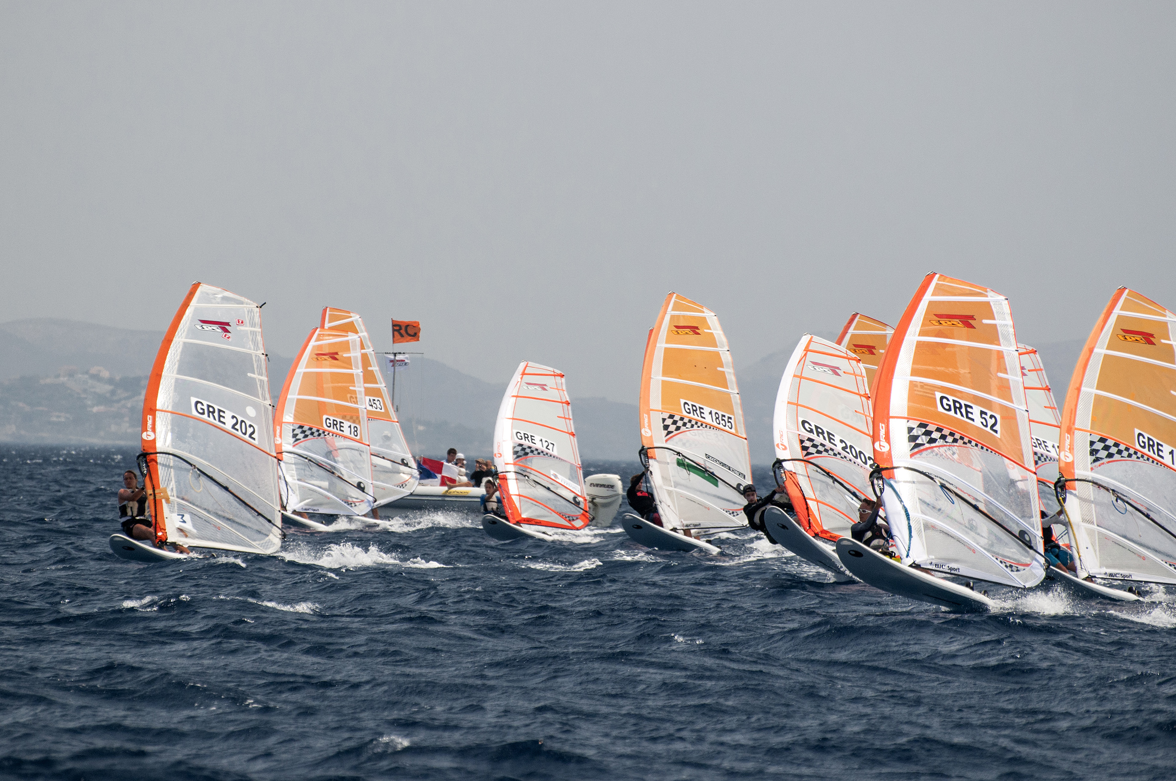 Ο Ναυτικός Όμιλος Καλαμακίου προσφέρει δωρεάν μαθήματα ιστιοπλοΐας