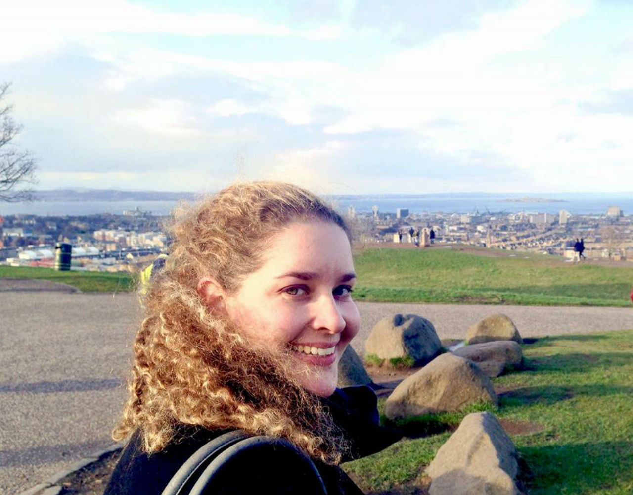 Απόδημος Νοτισμός: Το Εδιμβούργο της εκπαιδευτικού Έλενας Ληπάρη