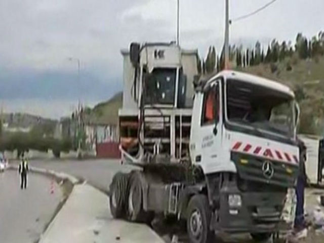 Σοβαρό ατύχημα με οδηγό απορριμματοφόρου του δήμου Αλίμου