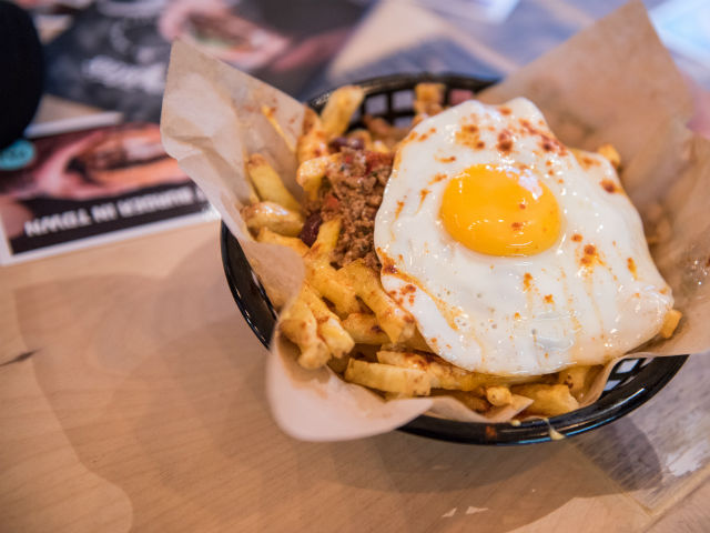 Τα Pax Burger διοργανώνουν ένα open street food πάρτι