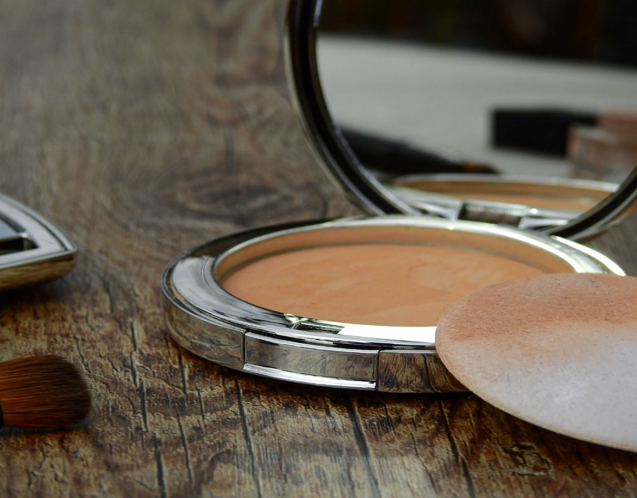 Τα απαραίτητα στο νεσεσέρ της τσάντας μας