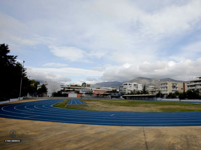 Άνοιξε το ανακαινισμένο στάδιο στίβου της Γλυφάδας