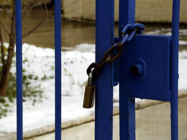 Κλειστά λόγω χιονιά τα σχολεία και στη Γλυφάδα