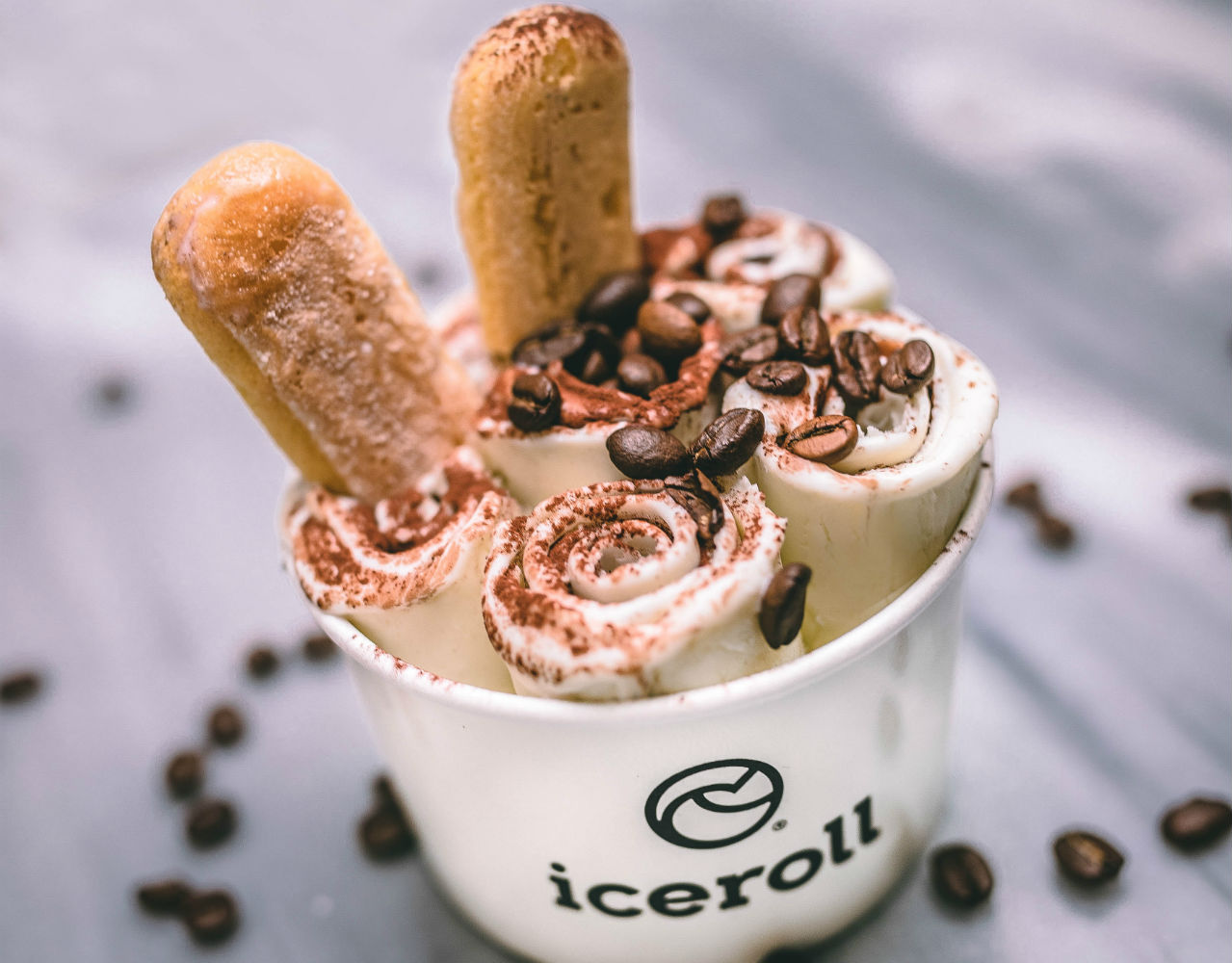 Δύο νέες γεύσεις παγωτού από το IceRoll με την υπογραφή του Διονύση Αλέρτα