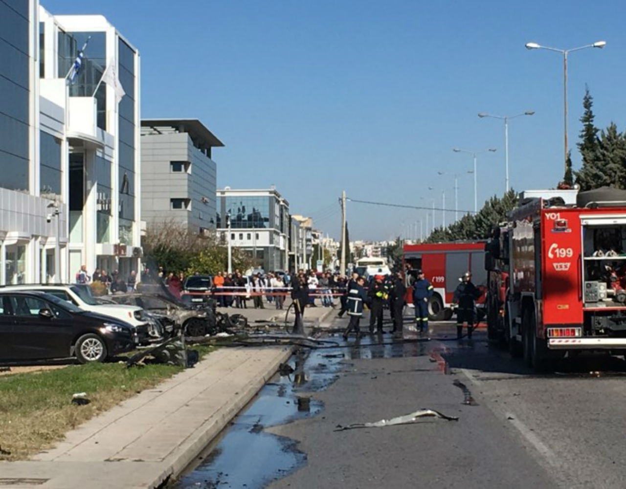 Έκρηξη στη Γλυφάδα: Ποια είναι τα κίνητρα πίσω από τη βομβιστική επίθεση