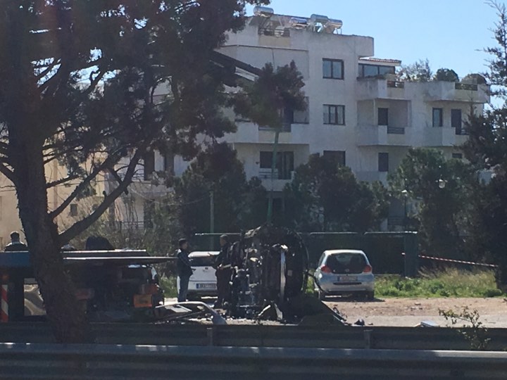 Νέες φωτογραφίες από την έκρηξη στη Γλυφάδα