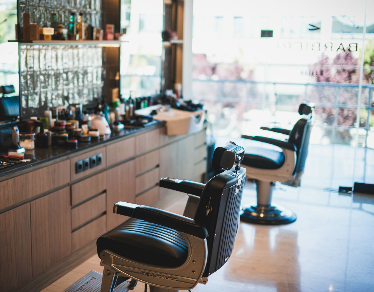 Barbiere, το νέο barber shop της Γλυφάδας δια χειρός Θοδωρή Γκιώνη