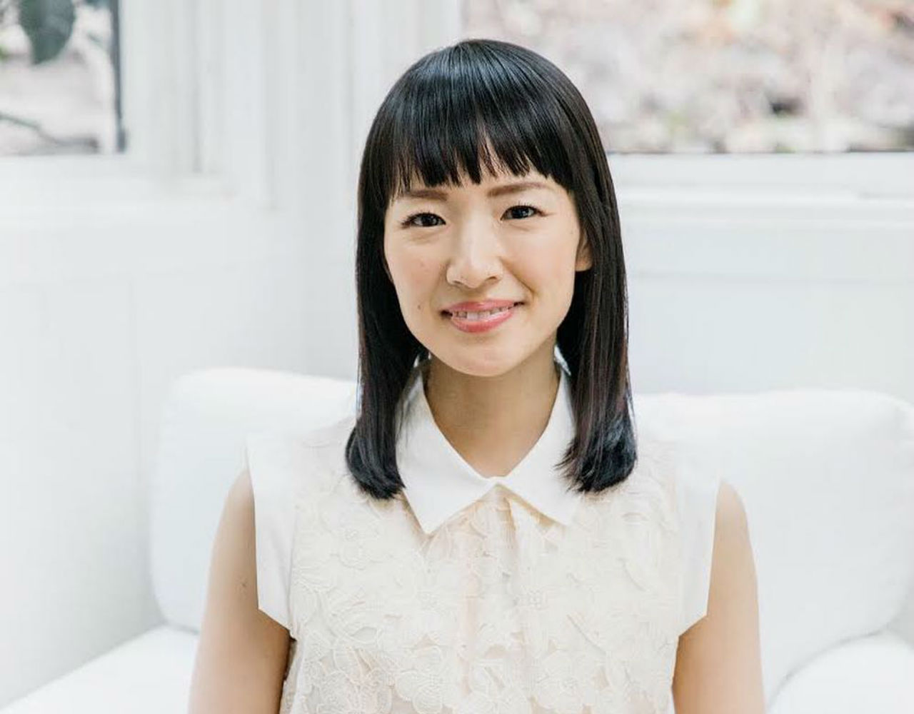 Η Marie Kondo μας μαθαίνει πώς να βάζουμε το σπίτι μας σε τάξη