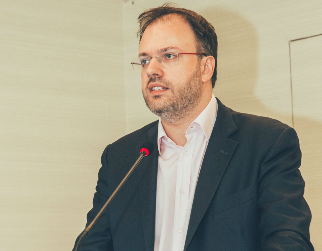Θανάσης Θεοχαρόπουλος: “Προτεραιότητα μας η ανάπτυξη στο Νότιο παραλιακό μέτωπο”