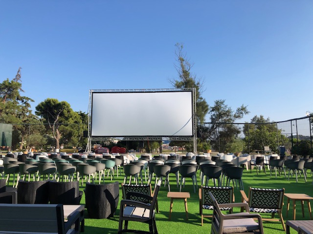 Βραδιές Πολιτισμού στην Ακτή Βουλιαγμένης, με αγαπημένες ταινίες δίπλα στο κύμα