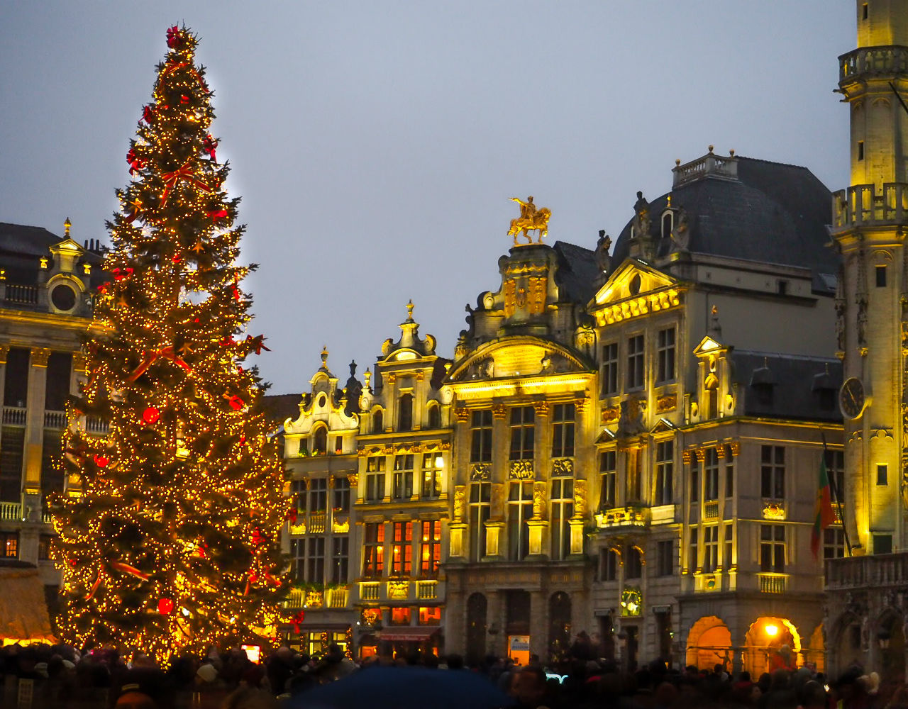 Όλα όσα αξίζει να κάνετε στις γιορτινές Βρυξέλλες