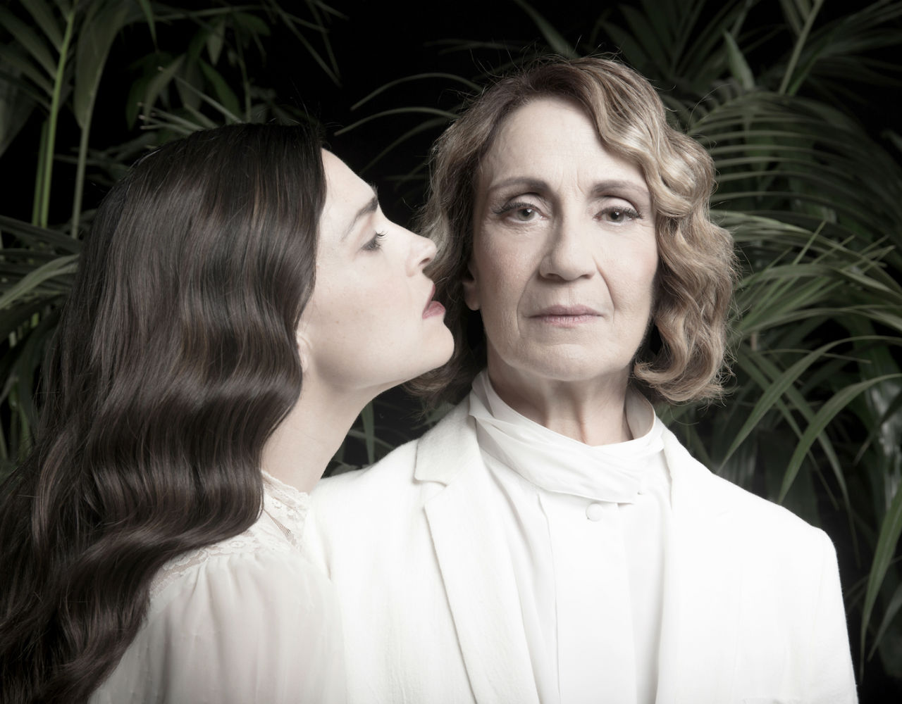 Θέατρο: 4 νέες παραστάσεις που περιμένουμε να κάνουν πρεμιέρα τον Ιανουάριο