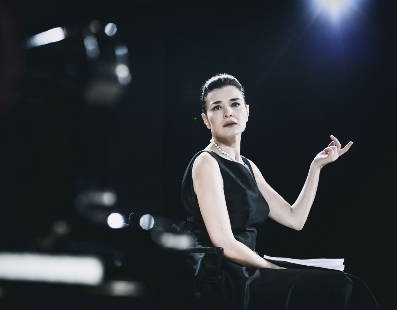 Γιατί το «Masterclass» με τη Μαρία Ναυπλιώτου είναι η παράσταση που πρέπει να δεις τη φετινή σεζόν