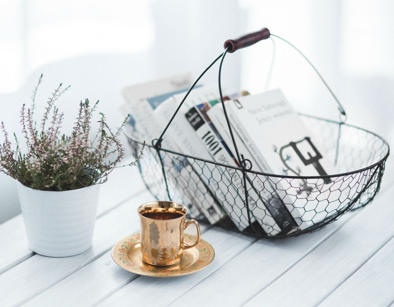 Τα βιβλία που μπορείς να διαβάσεις τώρα που μένεις στο σπίτι