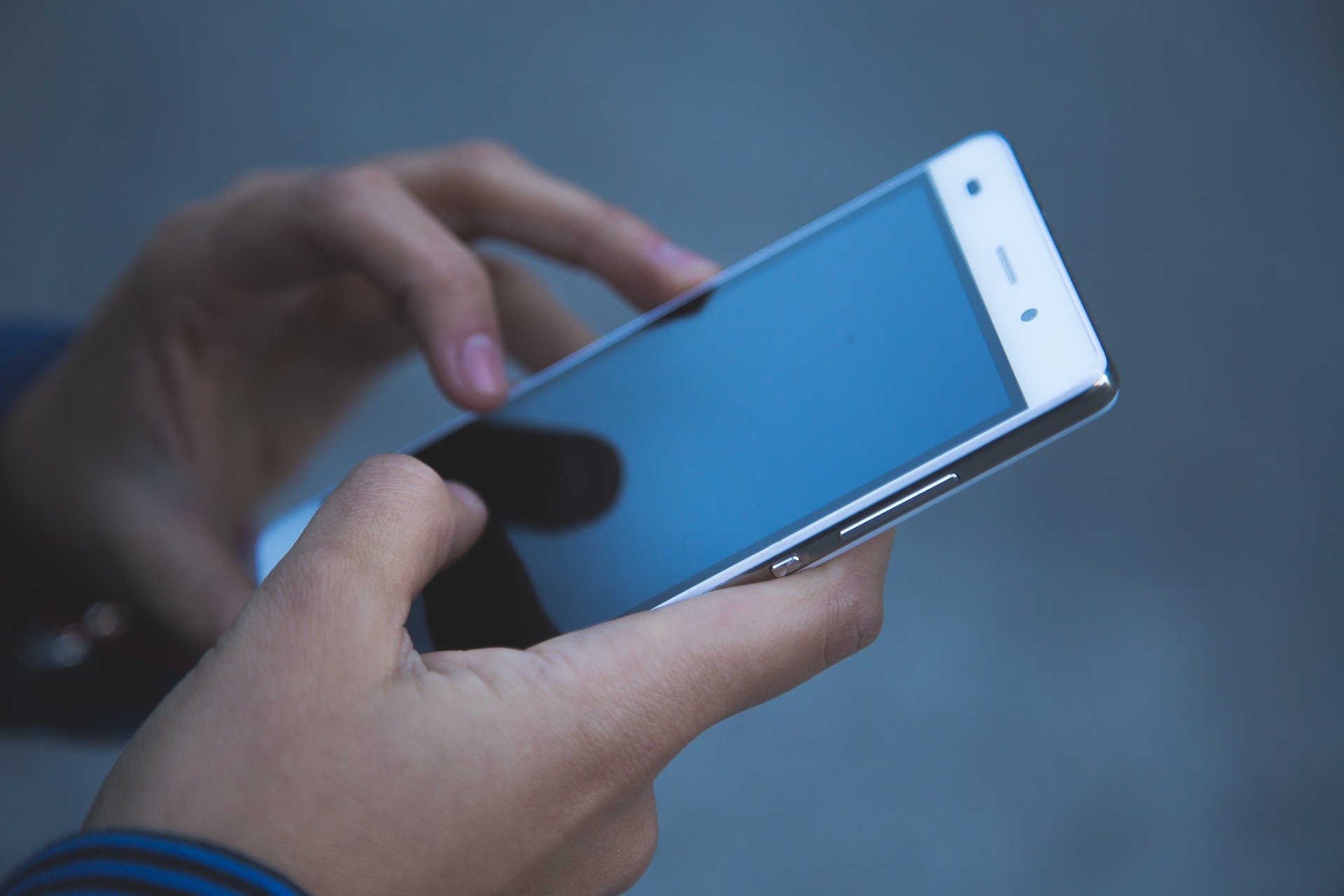 Mobilefees.gov.gr: Απαλλαγή από τα τέλη κινητής τηλεφωνίας για τους συνδρομητές 15-29 ετών- Πώς γίνεται η εγγραφή