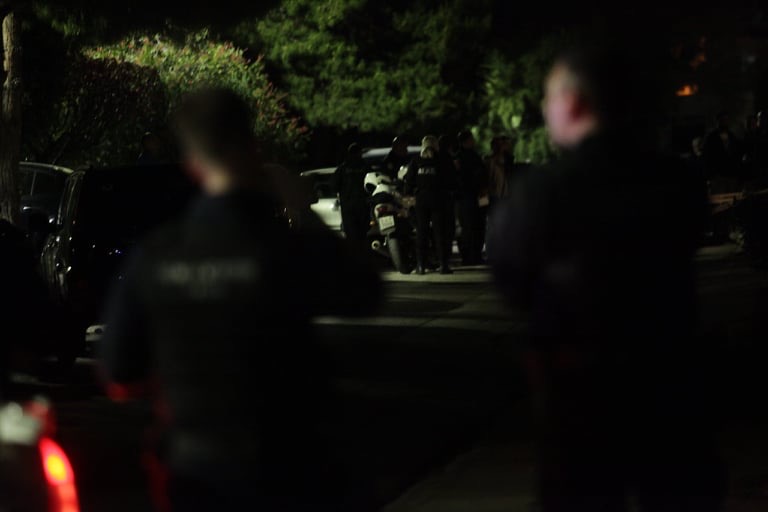 Εκτέλεση στη Βούλα: Τα ναρκωτικά, το μυστήριο και οι «μισθωμένοι» εκτελεστές