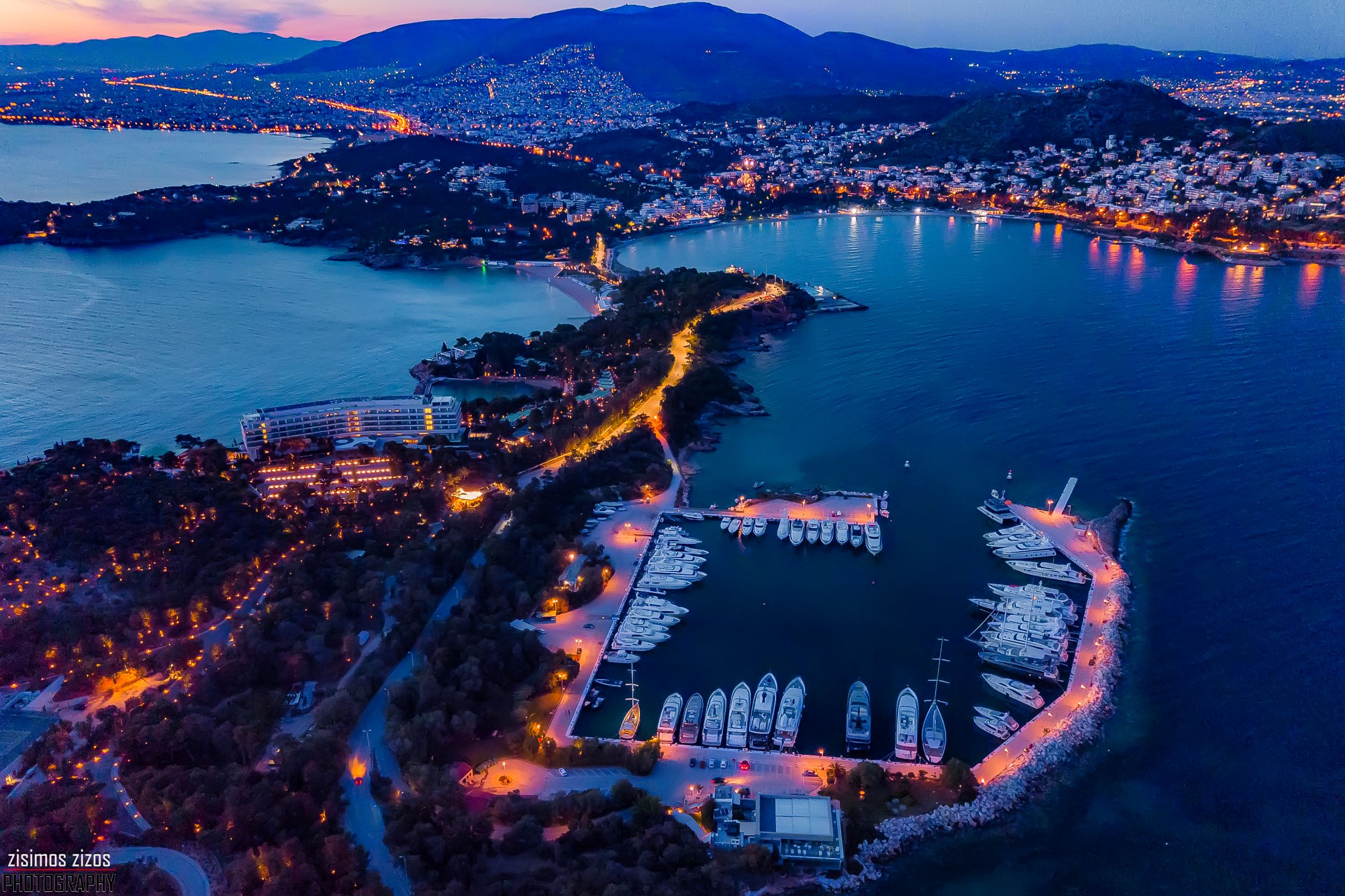 Η Βουλιαγμένη από ψηλά: Ένας επίγειος παράδεισος