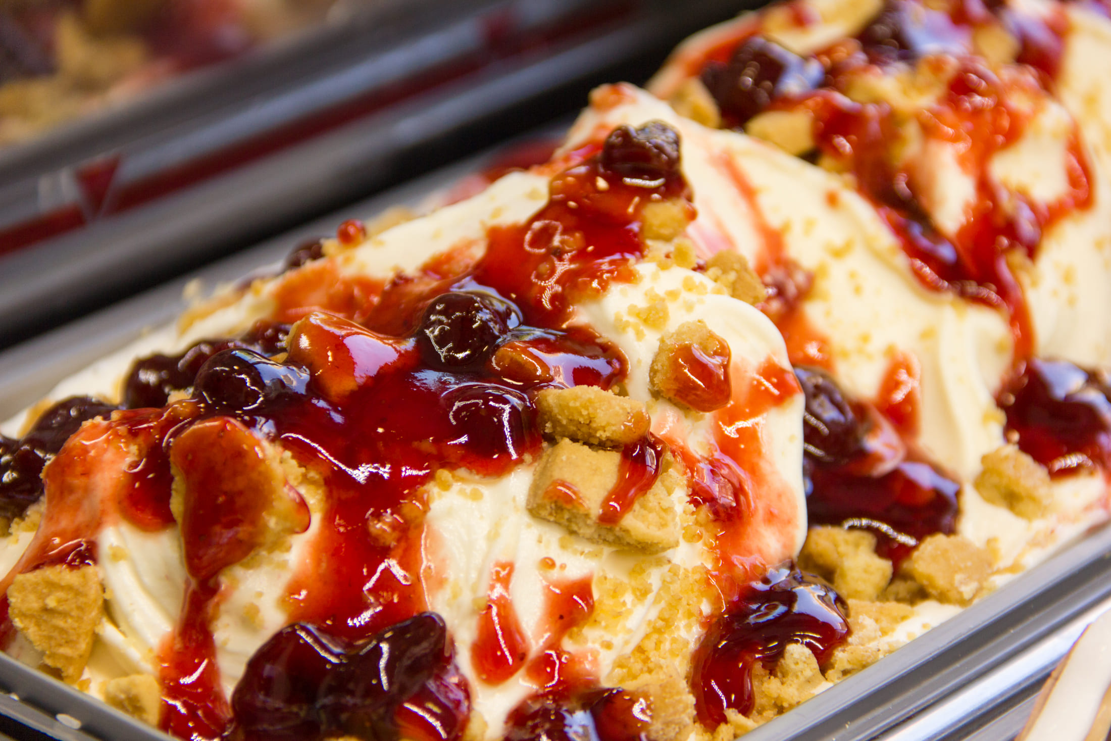 Patisserie To Kati Allo: Το ζαχαροπλαστείο που αγαπά το καλό χειροποίητο παγωτό