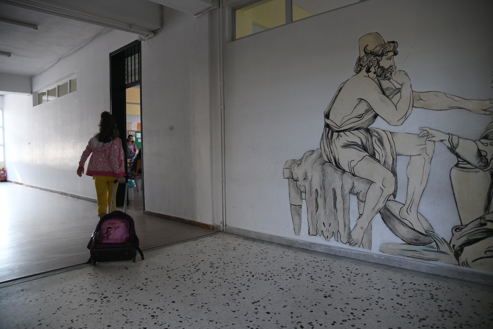 Σχολεία: Τι θα κάνουν τα παιδιά την πρώτη μέρα – νέες οδηγίες από το Υπουργείο Παιδείας